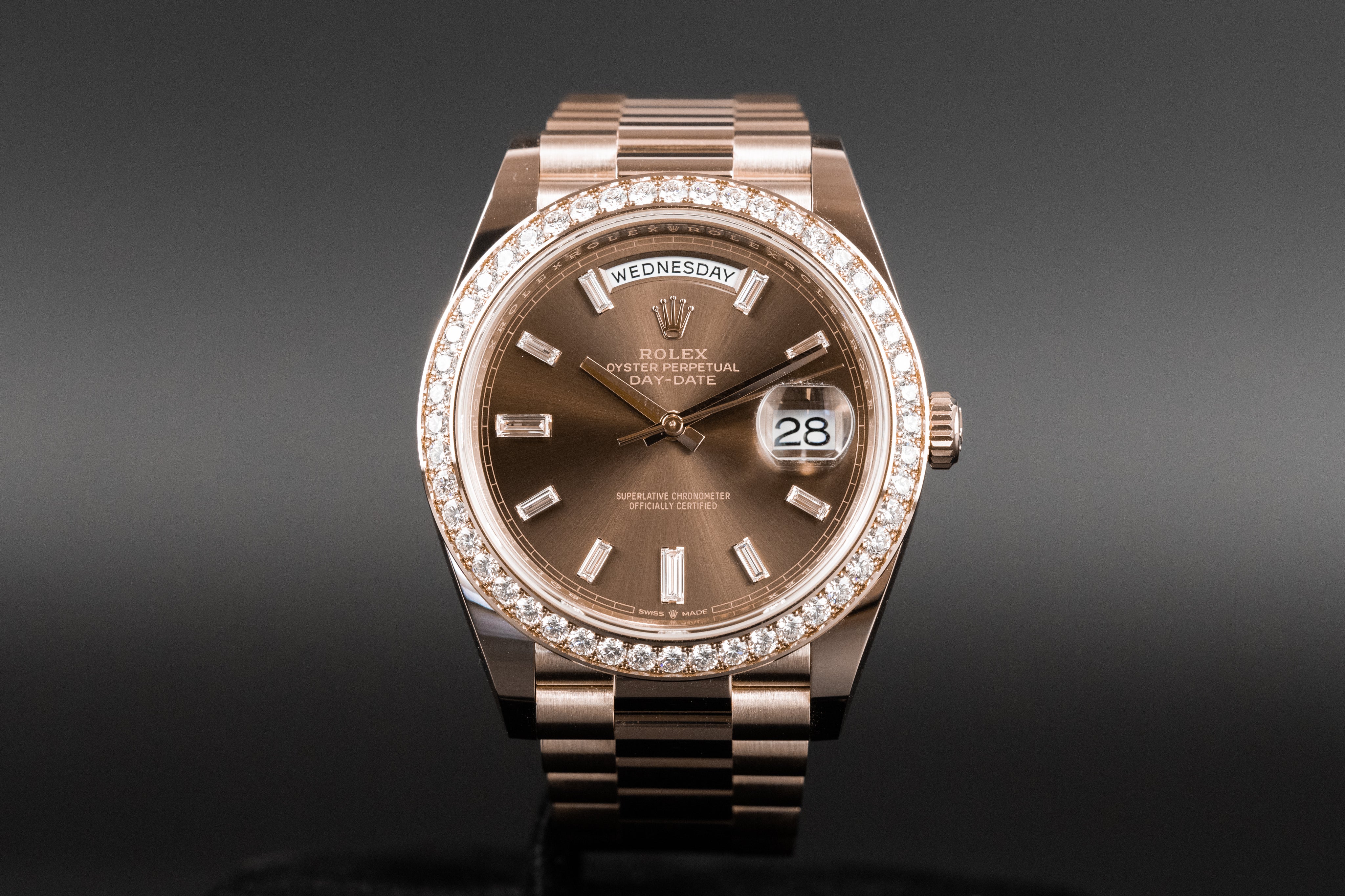 Rose gold on sale rolex diamond bezel