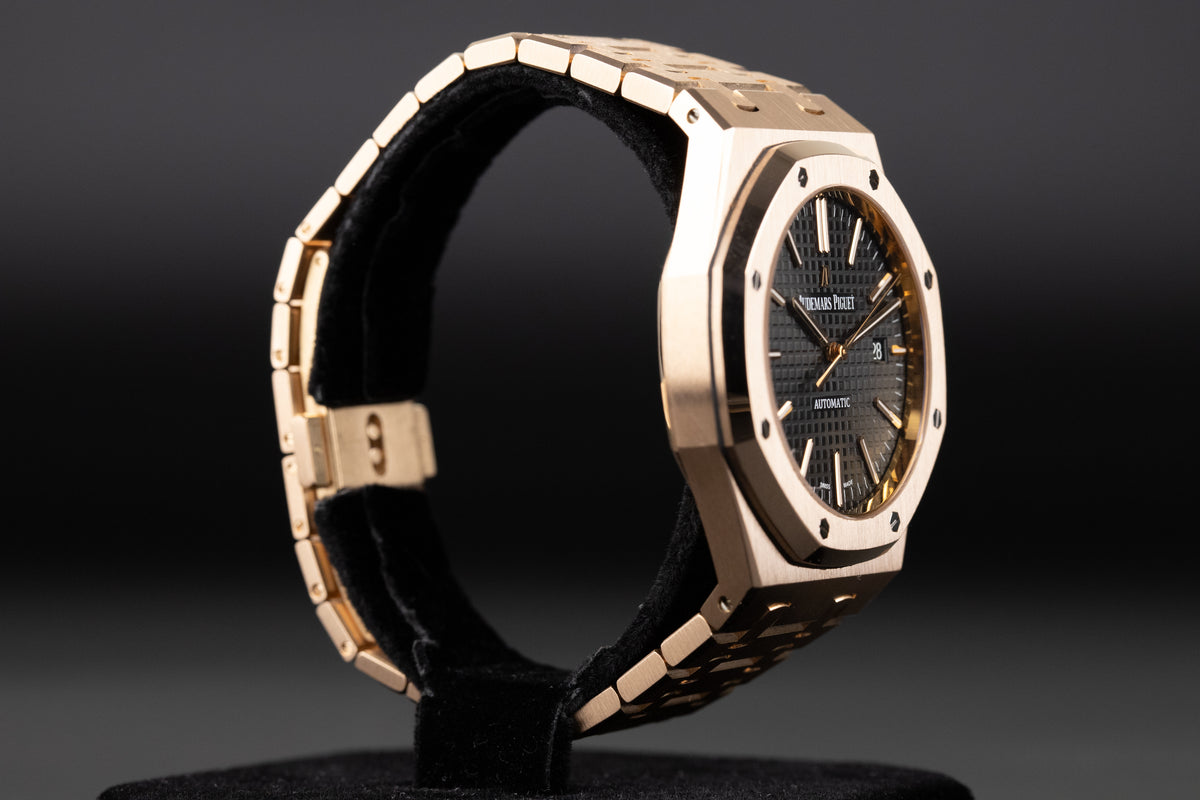 Audemars Piguet<br>15400OR Royal Oak Black Dial