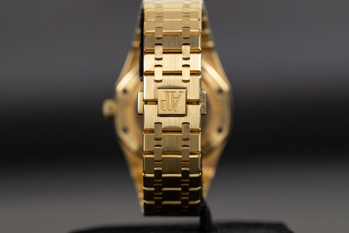 Audemars Piguet<br>26574BA Royal Oak Perpetual Calendar Yellow Gold Blue Dial