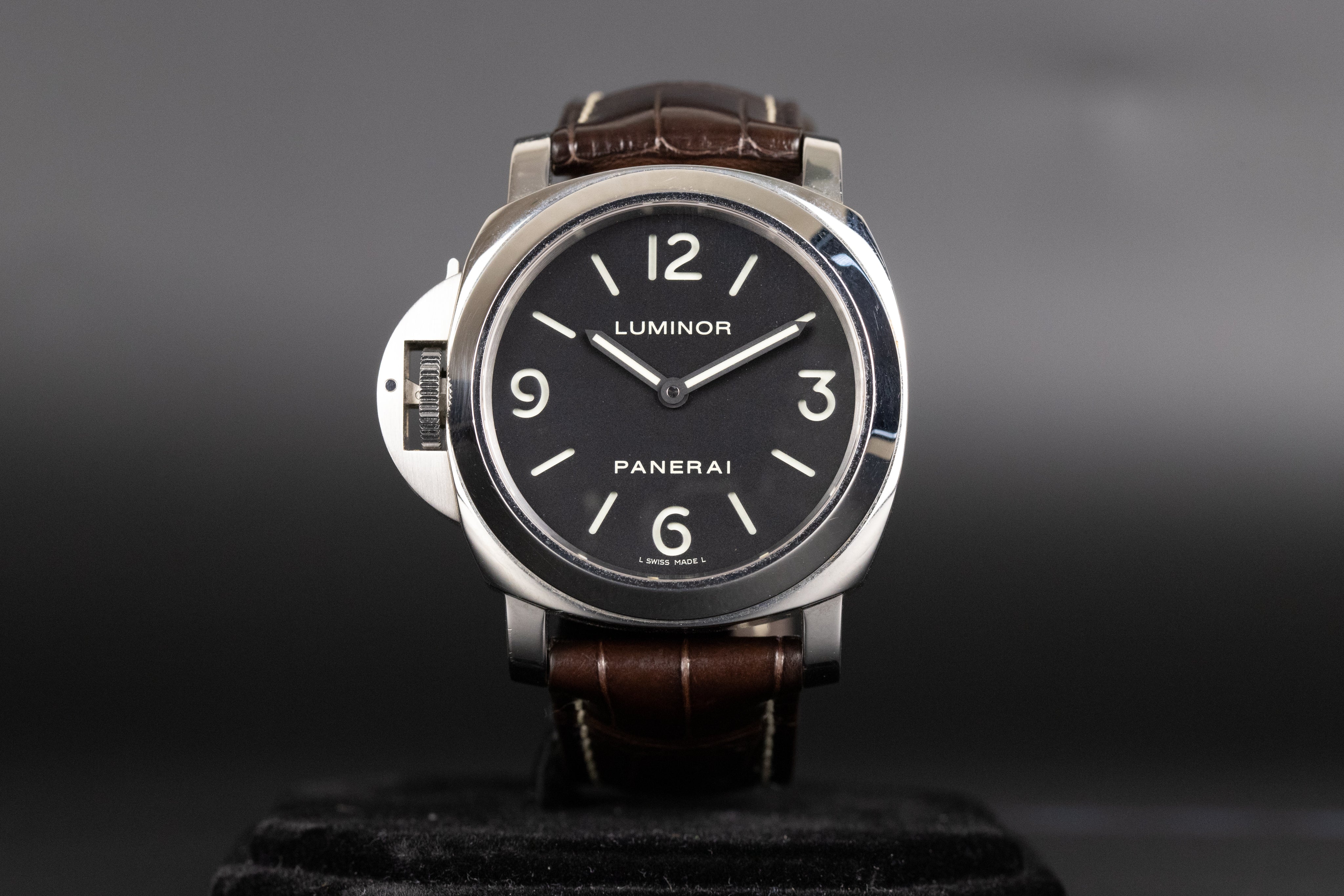 PaneraiPAM00219 Luminor Left Handed 8 Days 44mm Newport Watch Club