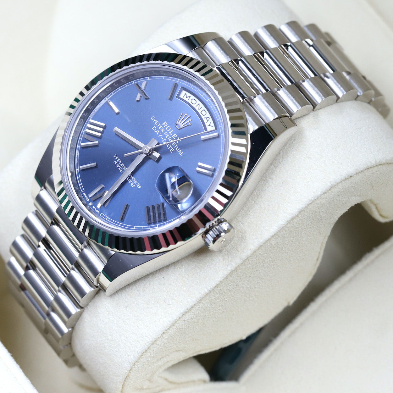 Day date clearance 40 blue dial