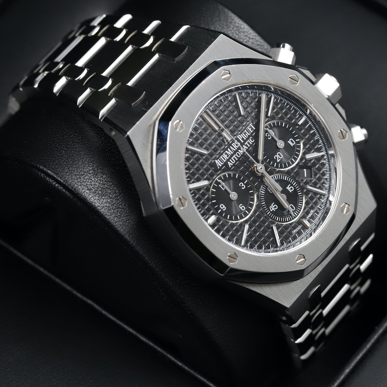 Audemars Piguet26320ST Royal Oak Chronograph Black Dial Newport