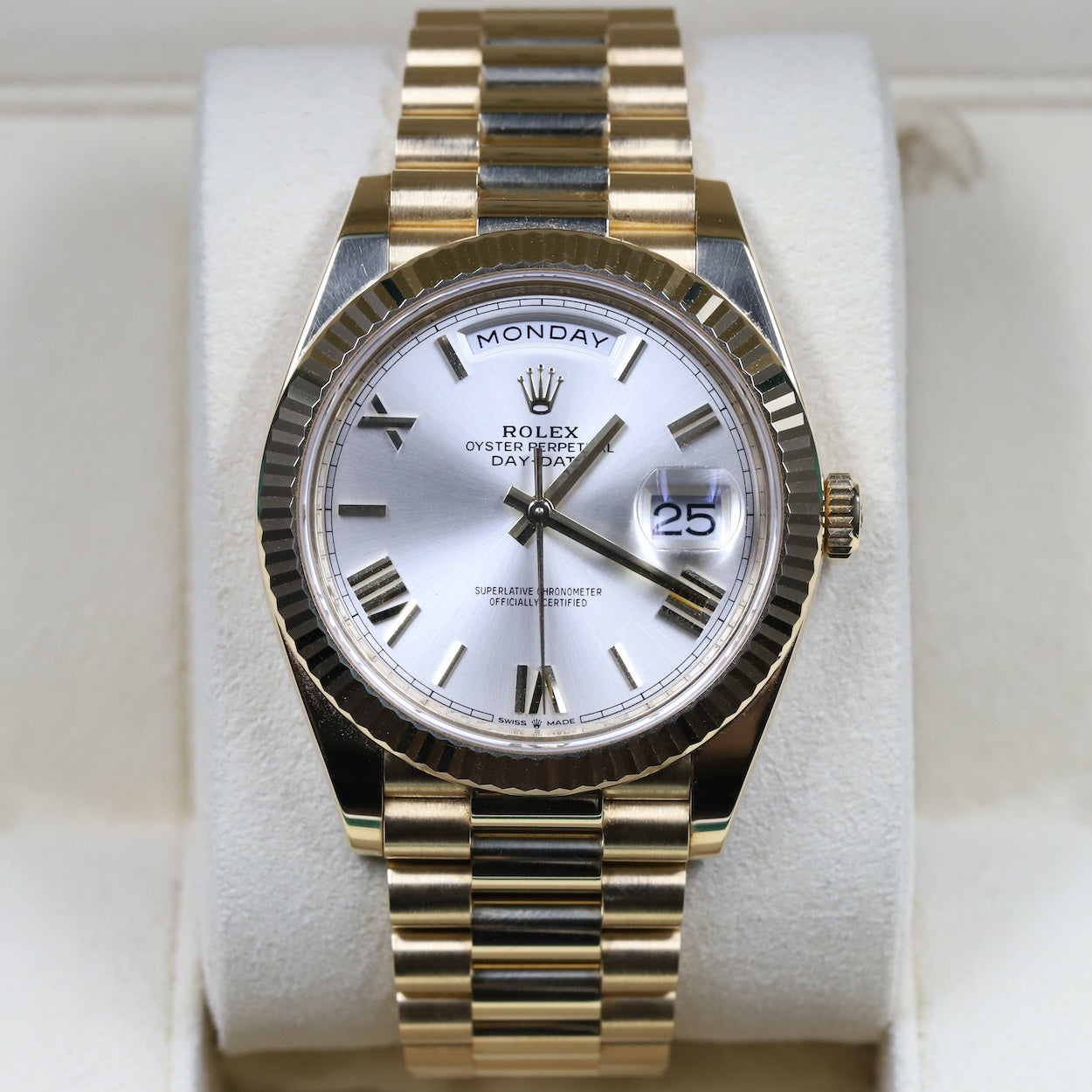 Day date outlet 40 silver dial