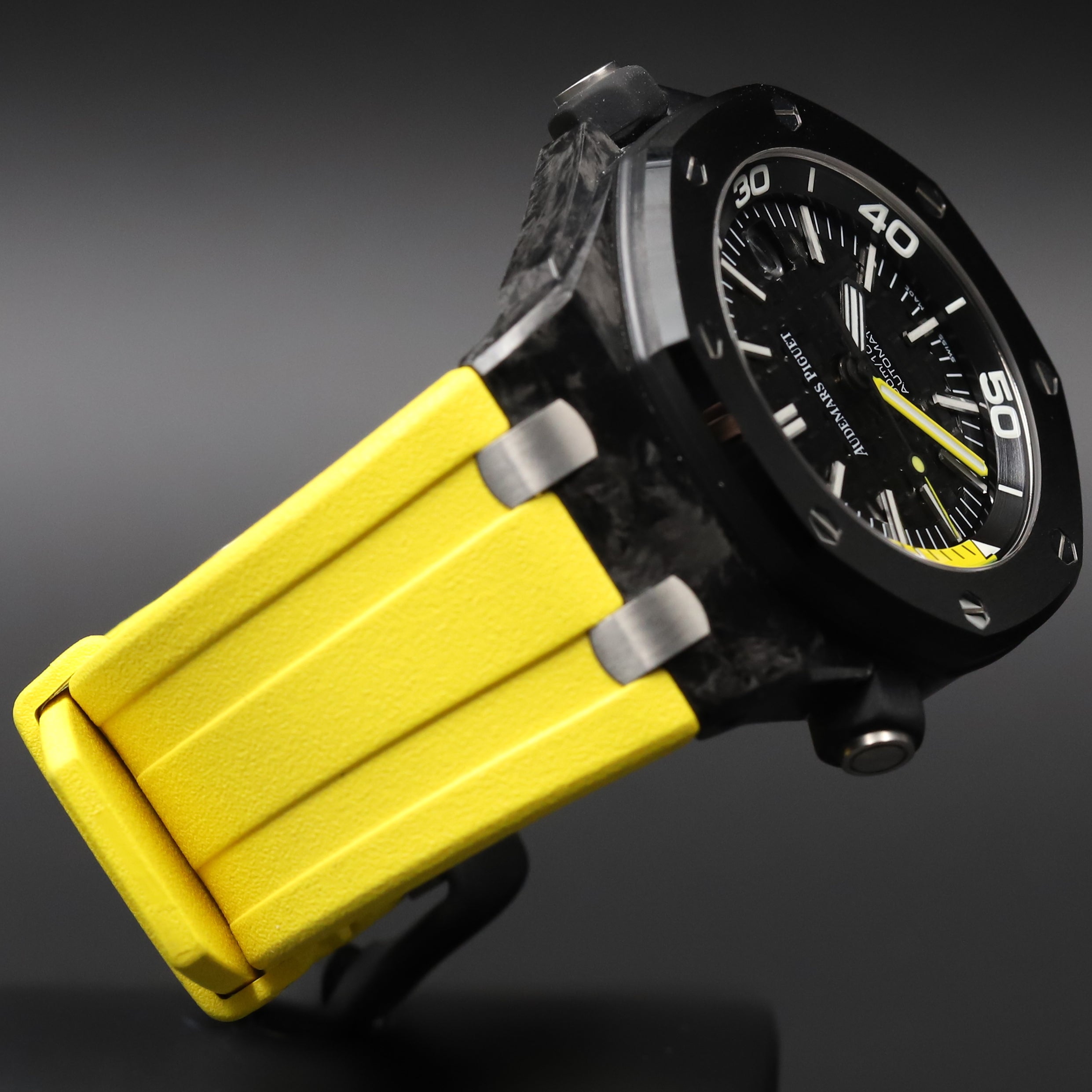 Audemars Piguet15706AU Royal Oak Offshore Diver Forged Carbon