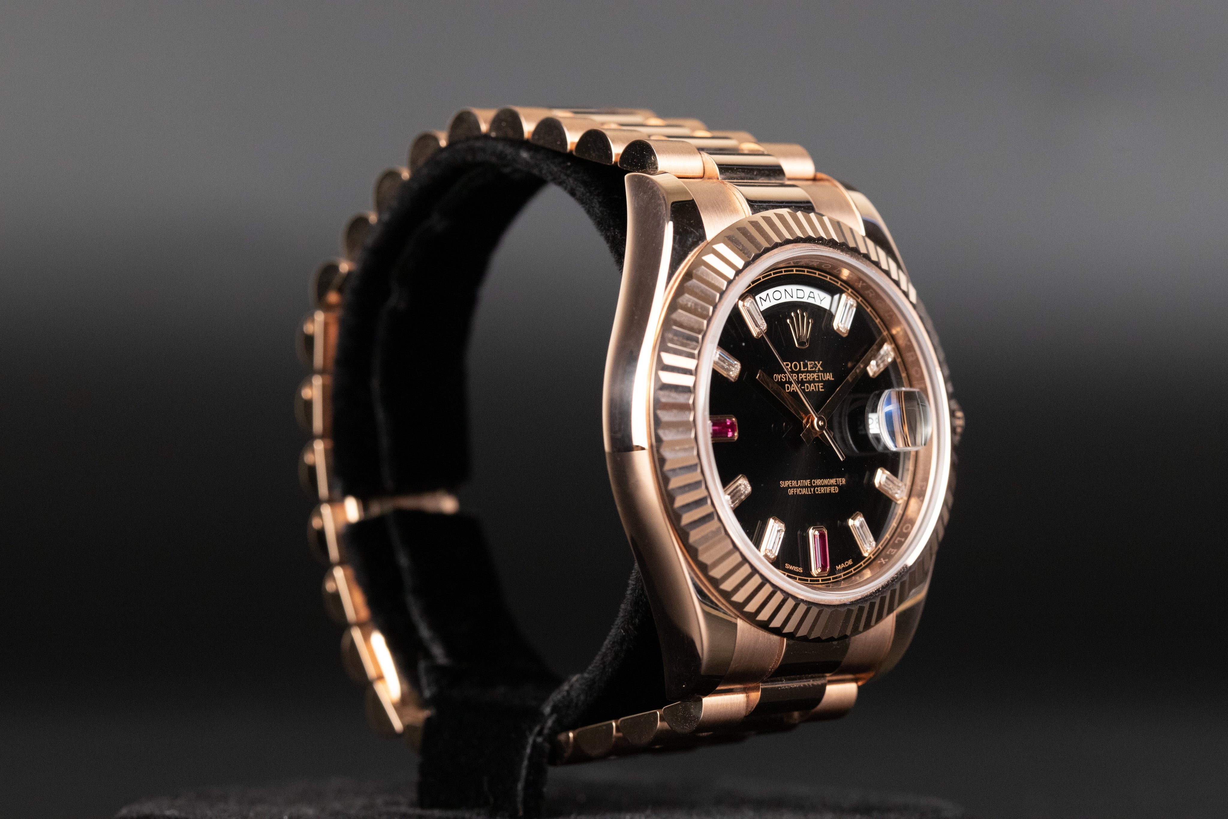 Rolex day date rose gold ruby hot sale