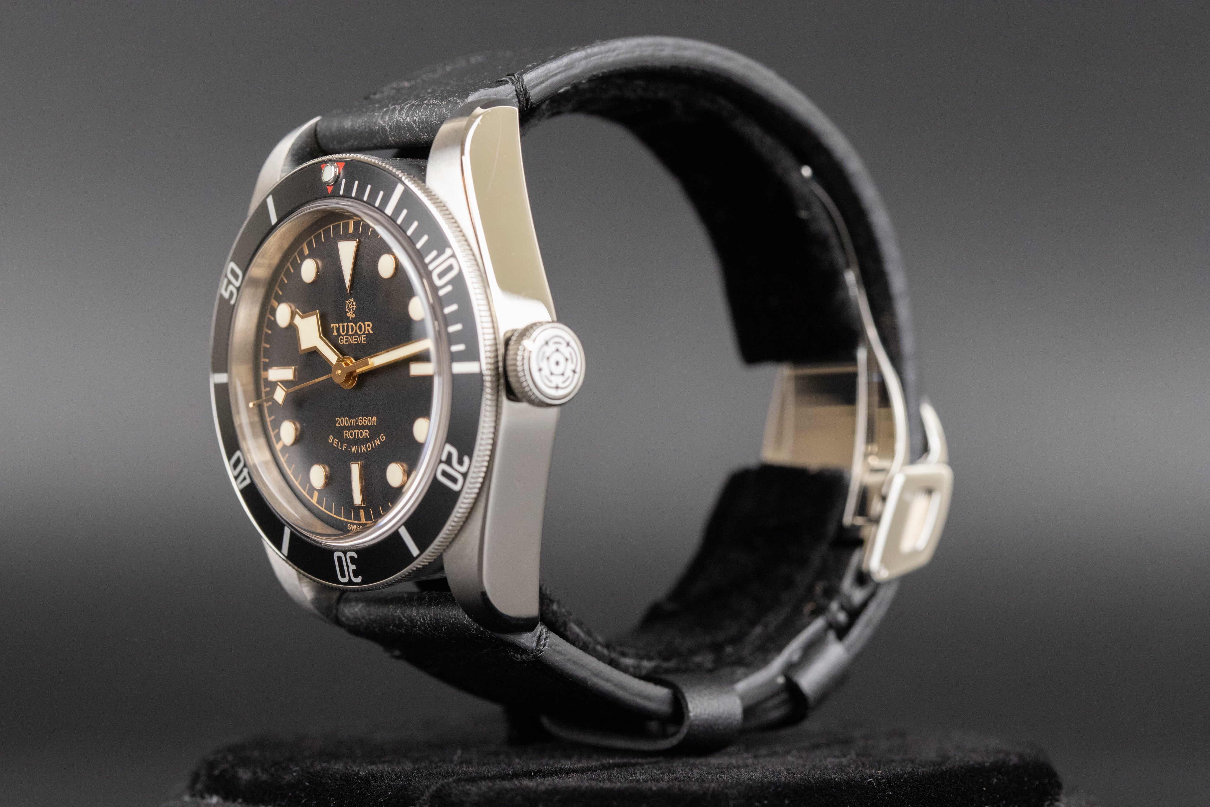 Tudor 79220n outlet